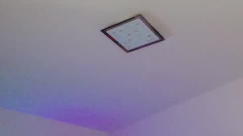 Snapshot of secretmistress01 chatting on 28, 4, 2026 Mariot Mery for short ..never call me PET NAMES in FREECHAT mom momy baby or sweety online show from 28, 4, 2026