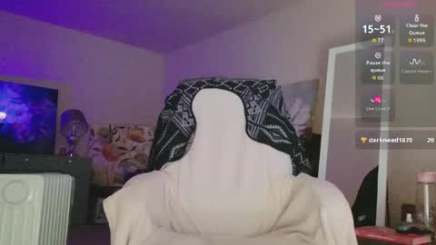 Snapshot of secretmistress01 chatting on 29, 4, 2026 Mariot Mery for short ..never call me PET NAMES in FREECHAT mom momy baby or sweety online show from 29, 4, 2026