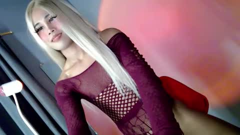 YU RI online show from 9, 10, 2025