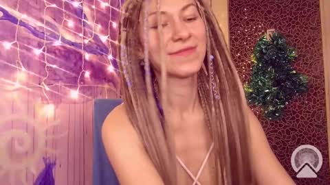 Helen online show from 7, 12, 2024