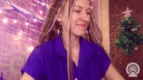 Helen online show from 8, 12, 2024