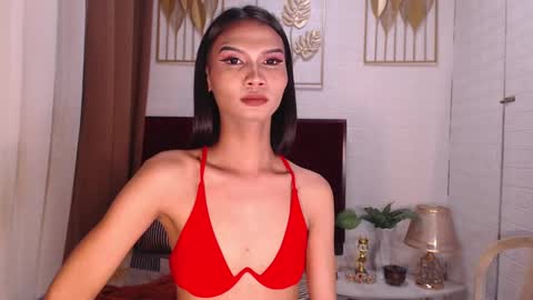 Maxien online show from 19, 1, 2025