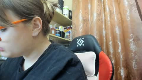 seductive_she_wolf online show from 20, 4, 2026