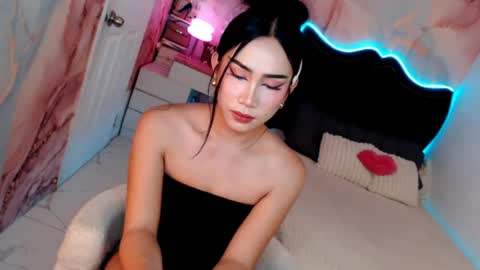 Snapshot of seductive_vana chatting on 29, 7, 2026 Vanessa online show from 29, 7, 2026