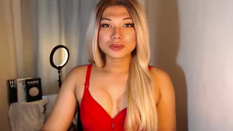 Deluxe online show from 15, 9, 2025