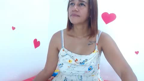 Estefany online show from 23, 10, 2025