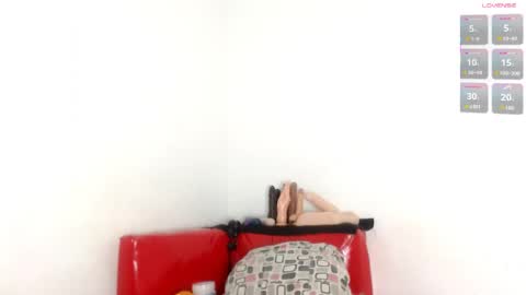 Snapshot of seductivespellvagina80 chatting on 17, 4, 2026 Estefany online show from 17, 4, 2026