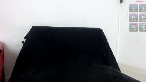 Snapshot of seductivespellvagina80 chatting on 23, 5, 2026 Estefany online show from 23, 5, 2026