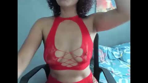 Snapshot of seductress_malia chatting on 8, 1, 2026 seductress_malia online show from 8, 1, 2026