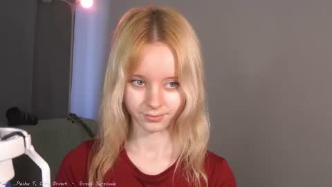 See Its honey bunny  im Lana online show from 27, 7, 2026