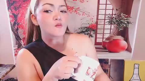 Snapshot of seeyou2morrow chatting on 22, 5, 2026 seeyou2morrow online show from 22, 5, 2026