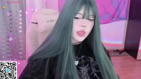 Selena  online show from 13, 5, 2026