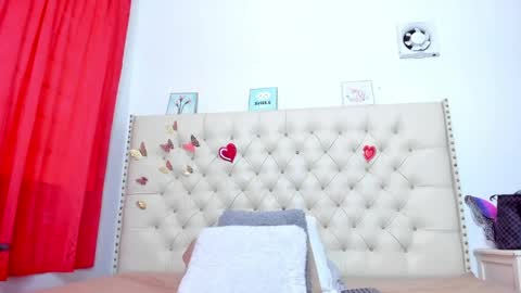 selena_beautyy online show from 18, 4, 2026