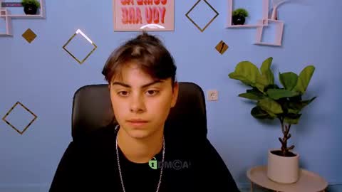 selena  online show from 26, 7, 2026