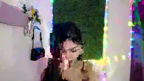 selena_fox2000 online show from 24, 4, 2026