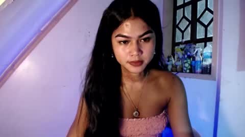 selena_fox2000 online show from 27, 7, 2026