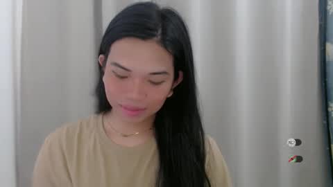 Selena online show from 5, 1, 2025