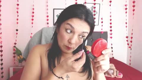 Snapshot of selena_hotmilf chatting on 19, 2, 2025 Selena online show from 19, 2, 2025