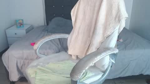 Selena online show from 25, 4, 2026