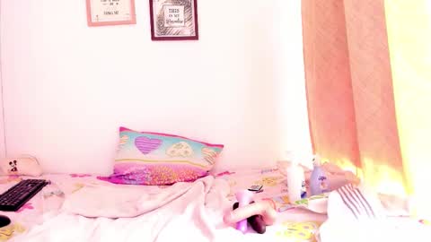 Snapshot of selena_jhonson1 chatting on 11, 11, 2025 Karen online show from 11, 11, 2025