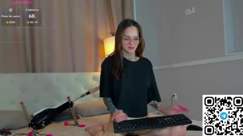 Selena online show from 4, 7, 2026