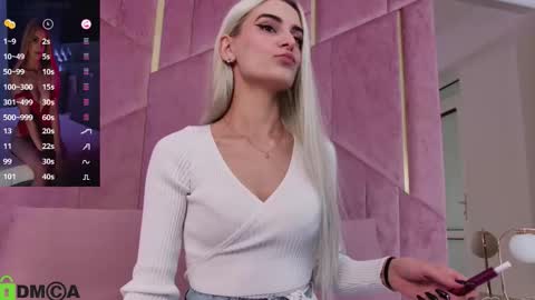 Snapshot of selenadaze chatting on 13, 10, 2025 Selena online show from 13, 10, 2025