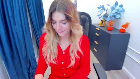 selenaemoore online show from 17, 10, 2025