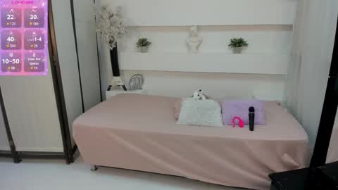 Snapshot of selenafox66 chatting on 2, 11, 2025 selenafox66 online show from 2, 11, 2025