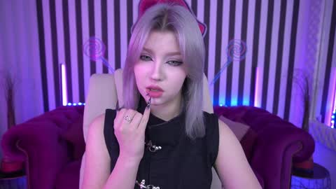 selenairis online show from 16, 5, 2026
