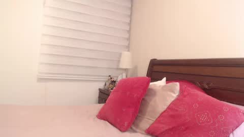 Selena online show from 5, 2, 2026