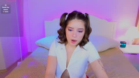 Snapshot of selenamills chatting on 7, 11, 2025 selenamills online show from 7, 11, 2025