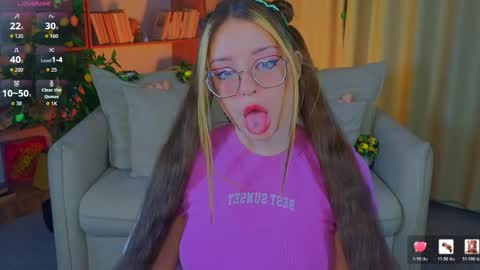 Snapshot of selenamills chatting on 3, 4, 2026 selenamills online show from 3, 4, 2026