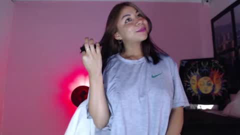 Snapshot of selene_gils chatting on 14, 1, 2025 nathy online show from 14, 1, 2025