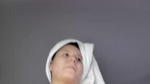 Alejandra  online show from 10, 6, 2026