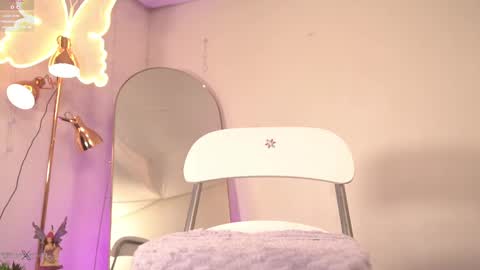  Sel Your Little butterfly  online show from 22, 2, 2025