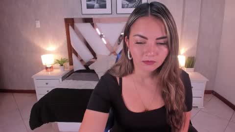 Selene  online show from 13, 3, 2026