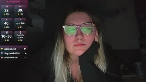 Selene online show from 9, 10, 2025