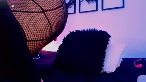 Selene online show from 16, 6, 2026