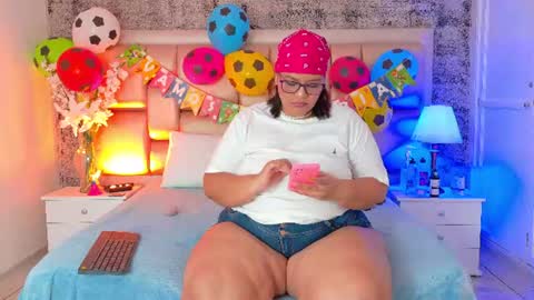 Snapshot of selennacooper chatting on 12, 6, 2026 Selenna Cooper online show from 12, 6, 2026