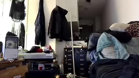 Julian Kinky Bi-guy online show from 23, 12, 2024