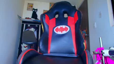  Selinna Kyle  online show from 19, 4, 2026