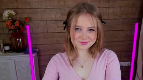 SelinSwarovski online show from 1, 3, 2025