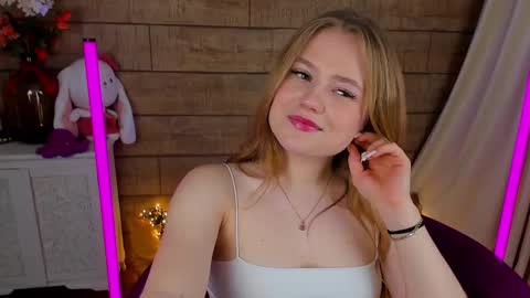 SelinSwarovski online show from 5, 3, 2025