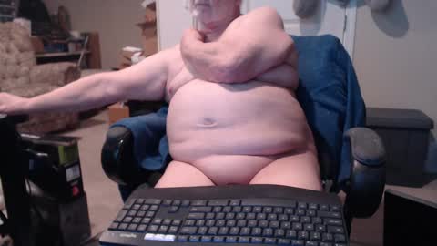 Snapshot of selkie2s chatting on 2, 2, 2025 selkie2s online show from 2, 2, 2025