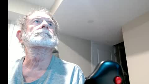 Snapshot of selkie2s chatting on 15, 9, 2025 selkie2s online show from 15, 9, 2025