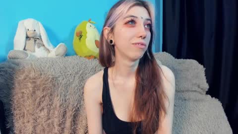 Snapshot of sell0n chatting on 28, 12, 2024 Mindy online show from 28, 12, 2024