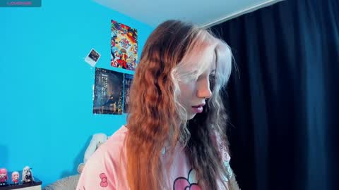 Snapshot of sell0n chatting on 6, 2, 2025 Mindy online show from 6, 2, 2025