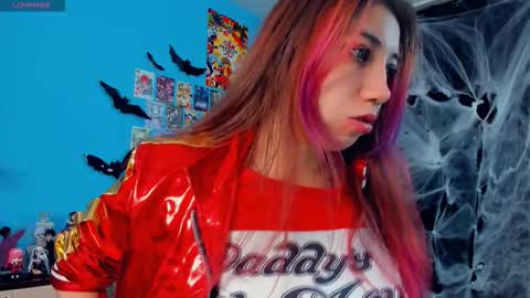 Snapshot of sell0n chatting on 22, 10, 2025 Mindy online show from 22, 10, 2025