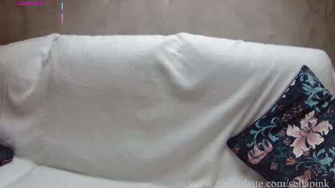 My name is Sella and im Bisexual online show from 17, 12, 2025