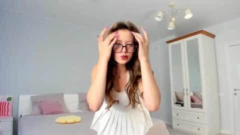 Snapshot of sen0_rita chatting on 27, 10, 2025 Ami online show from 27, 10, 2025